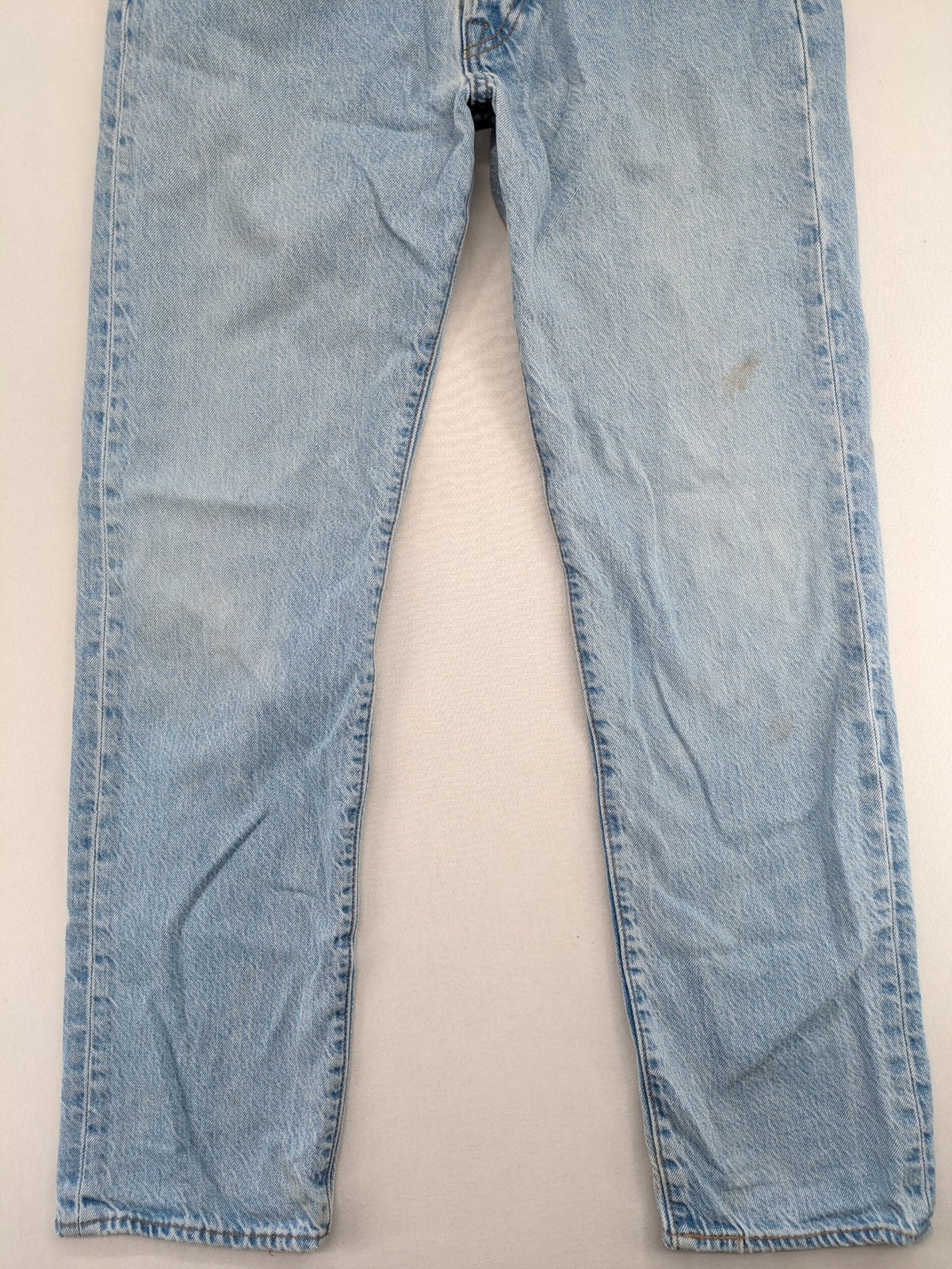 Levi's Premium 501 Herren Jeans W29 L30 Light Wash Regular Straight Button Fly image 3