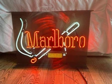 Marlboro Cigarettes Philip Morris Vintage Everbrite Neon Light Sign 1993