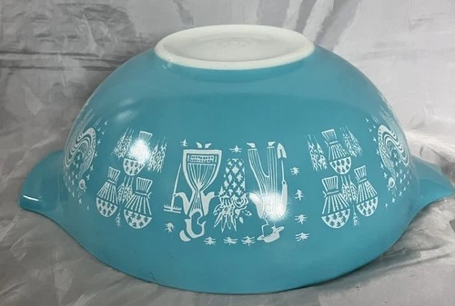 Vintage Pyrex Amish Butterprint Turquoise Cinderella bowl  444 4.0 QT