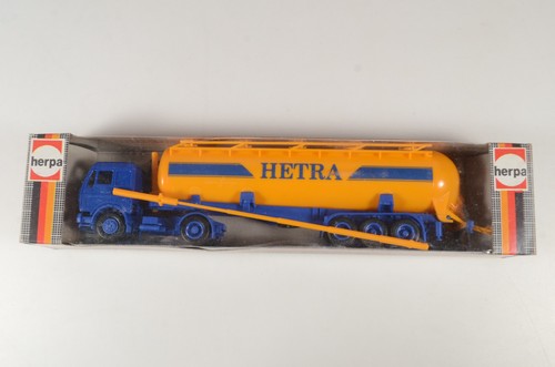 Camión cisterna Herpa HO Mercedes Benz Silo Hetra - 811112 | Zustand: New