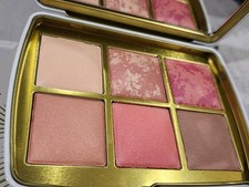 The Hourglass Ambient Lighting Edit Unlocked EVIL EYE Palette LIMITED EDITION