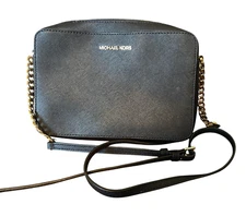 Michael Kors Jet Set Large East West Black Saffiano Leather Crossbody Bag Purse