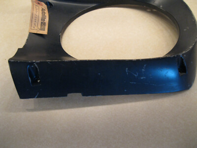 C4ZB-13064-A VINTAGE FORD 64-66 MUSTANG HEADLIGHT DOOR BEZEL