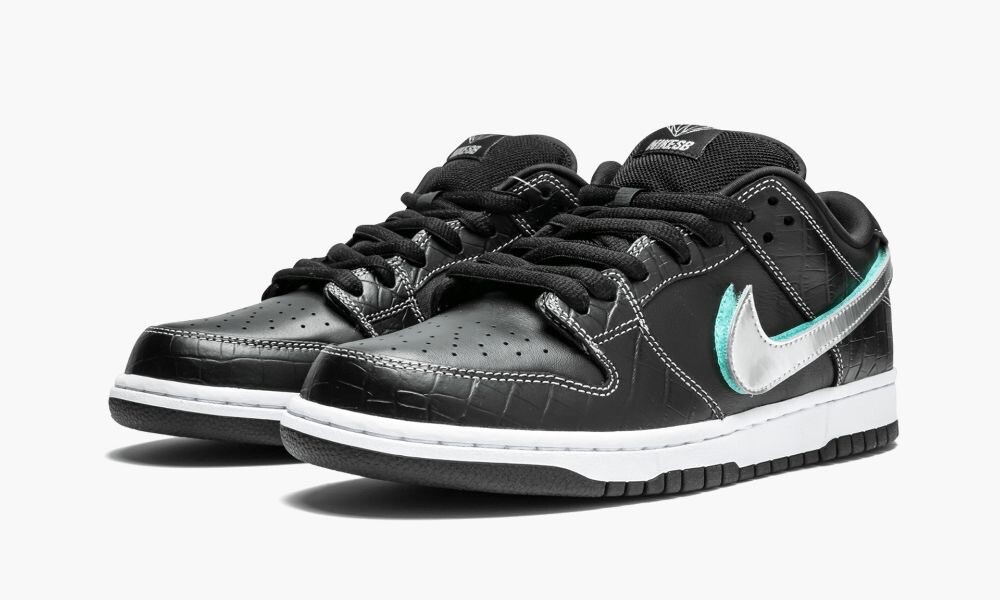 Nike SB Dunk LOW PRO OG QS Diamond Supply in Black US Men Nike SB Dunk LOW PRO OG QS Diamond Supply in Black US Men