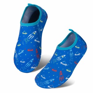 beach shoes for children