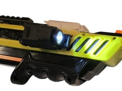 BUG A SALT **LIGHT** With MOUNT - SEE the TARGET BETTER BEFORE & AFTER the SHOT!