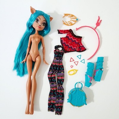 Monster High 2015 Brand-Boo Students Isi Dawndancer