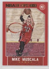 2015-16 Panini NBA Hoops Red 245/299 Mike Muscala #16 o6n