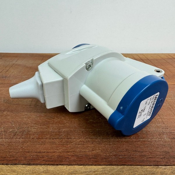 Mennekes CEE Adapter 16A 230V Schuko Steckdose IP44 Landstrom Boot Camping-image