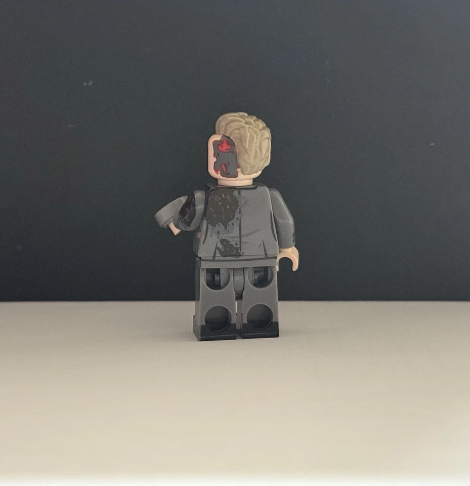 LEGO Batman Two Face minifigure custom pad printed - Image 3 of 3