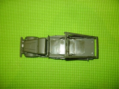 DINKY TOYS 884 CAMION MILITAIRE BROCKWAY POSEUR DE PONT AVEC SA NACELLE