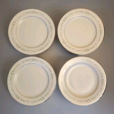 NORITAKE Ivory China Beautiful Heather Pattern 7548 Set of