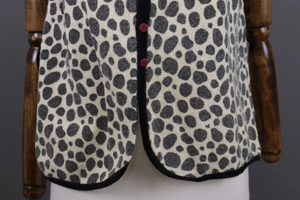 GUDRUN SJODEN Beige Leopard Print Wool Knit Vest Cardigan Size L - Image 3 of 4