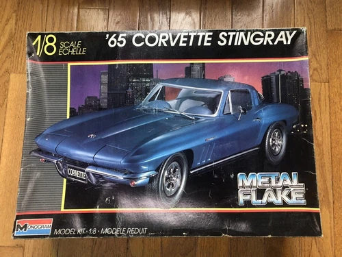 Monogram 1965 Chevy Corvette Stingray Model #2613 1/8 Scale New