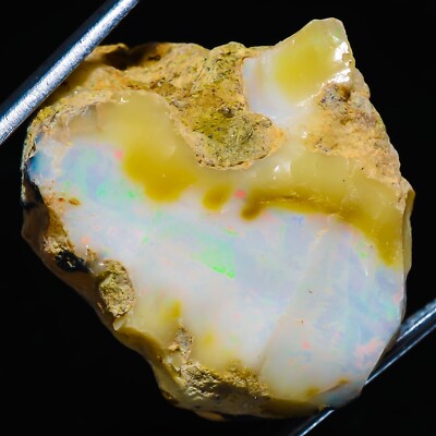 Ethiopian Opal Rough, 100% Natural Crystal Welo rough 63.00 CTS 27x31x26mm BC-46