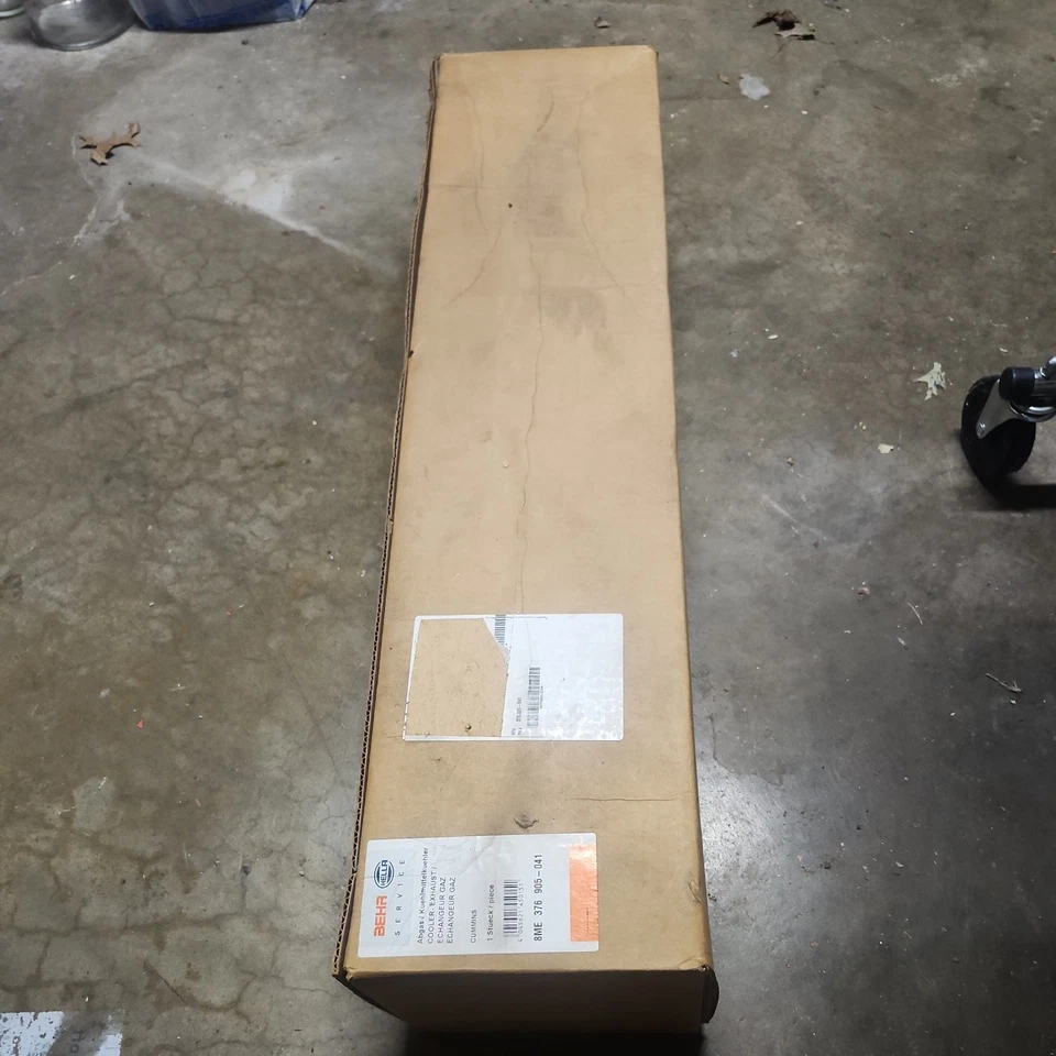 Enfriador Cummings Behr EGR 8ME 376 905-041 *SIN NÚCLEO* Foto 2 de 2