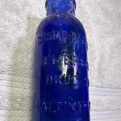 Bromo-Seltzer Emerson Drug Co Baltimore Blue Medicine Bottle 12 oz