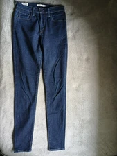 Levi’s 721 High Rise Skinny Size 28 Denim Blue Jeans