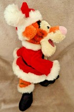 Peluche n°T198: Tigrou père Noël - Winnie l'ourson / the Pooh Disneystore 38cm