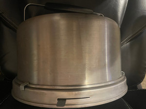 MIRRO - ROUND CAKE KEEPER / CARRIER - ALUMINUM - USED