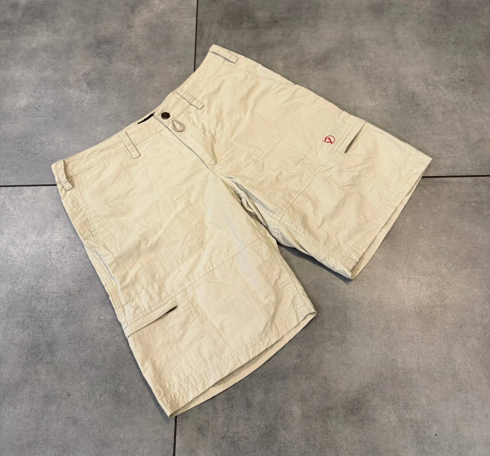 Fjällräven Shorts Men’s Size 38 Beige Outdoor Hiking Lightweight Shorts