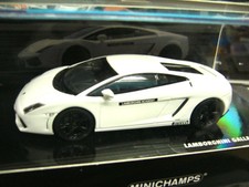 LAMBORGHINI Gallardo LP560-4 Estate 2009 Academy bianco bianco Minichamps PMA 1:43