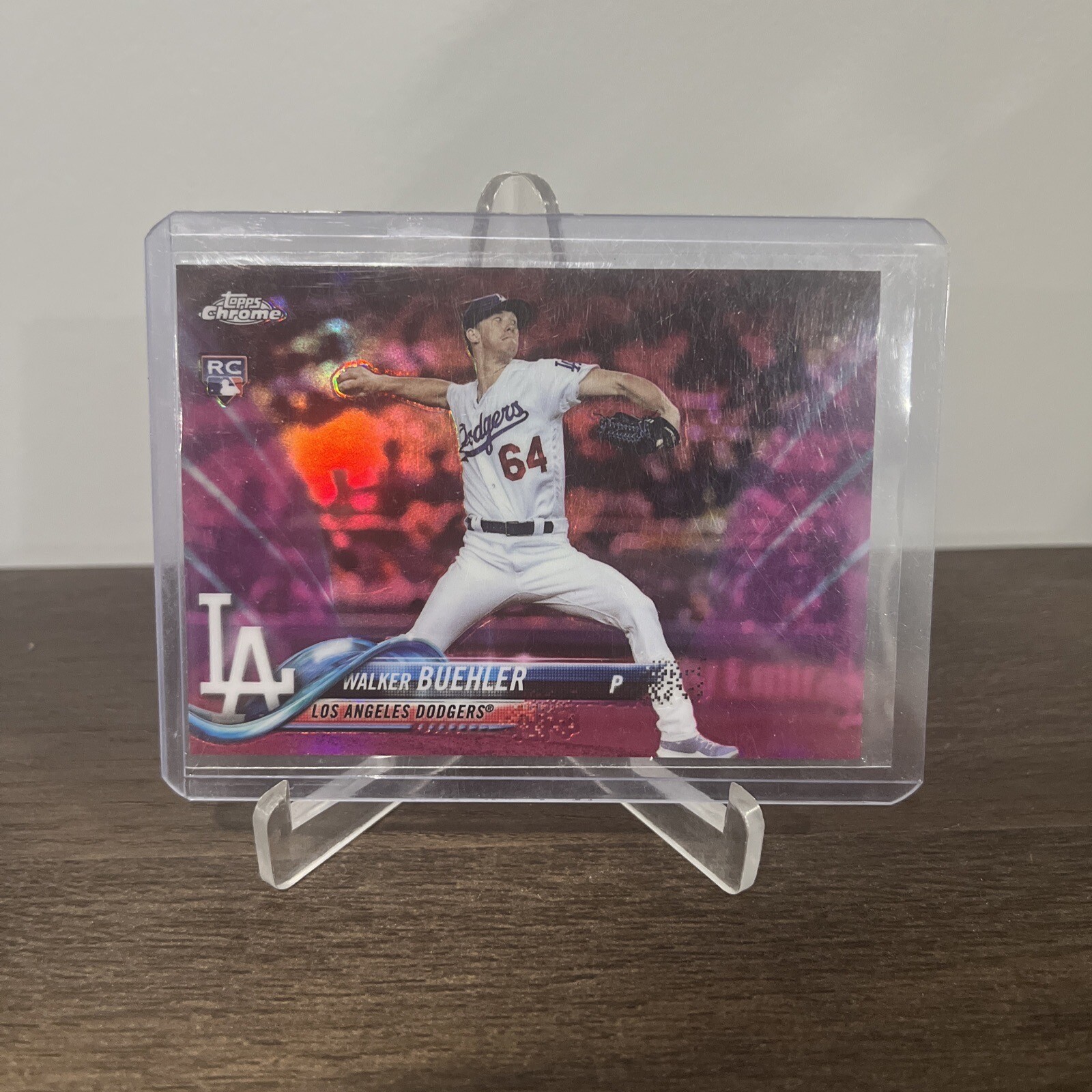 2018 Topps Chrome - Pink Refractor #71 Walker Buehler (RC)