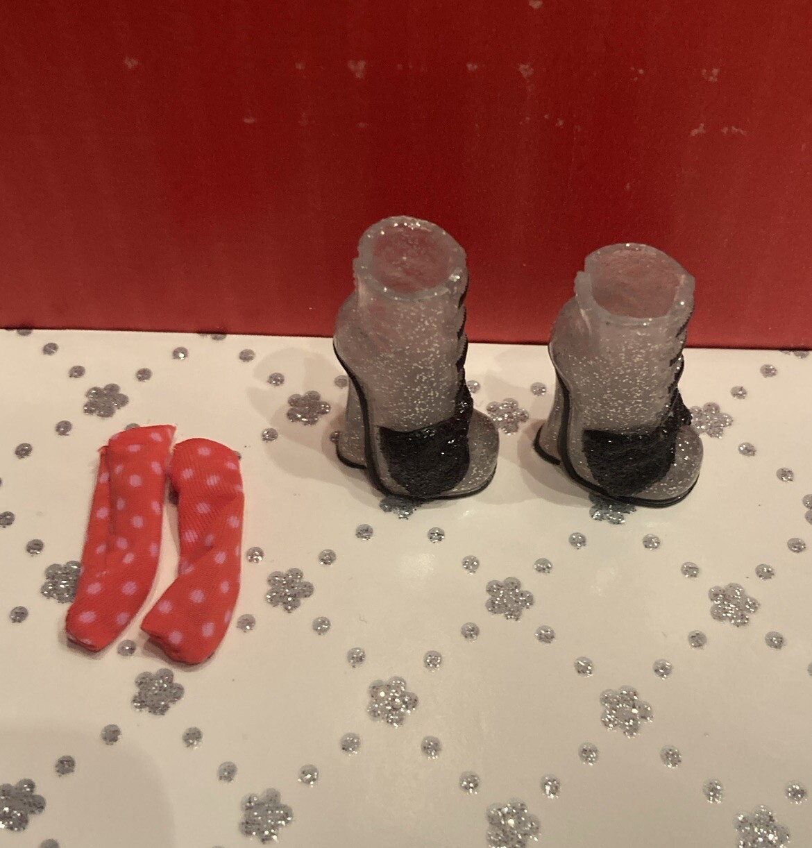 SAOLA LOL Surprise OMG Starlette Coppia Film Magic Stivali Solo Tacchi Scarpe e Calzini