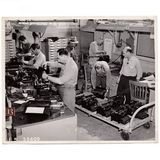 ORIGINAL 8x10 Photo of Typewriter Maintenance Dept. Vtg Office Factory Antique thumbnail