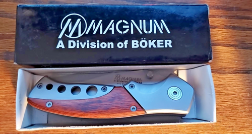 Boker Magnum Folding Knife Wood Handle YA105 with Box - Picture 2 of 4