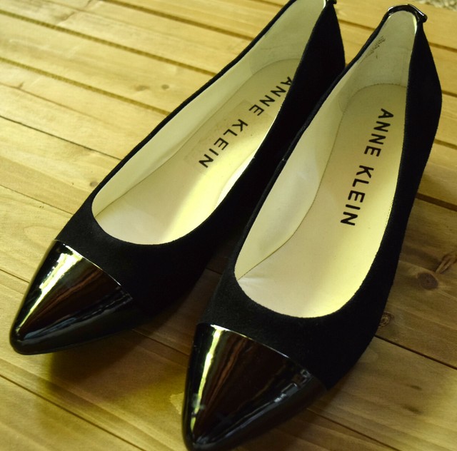 anne klein finn pump