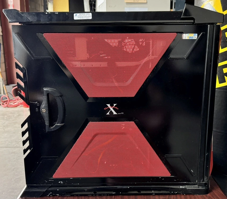 Thermaltake Xaser VI Case w/ Server Hardware - Image 4 of 4