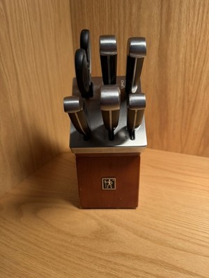HENCKELS Definition 7-Piece Self-Sharpening Razor-Sharp Knife Block Set