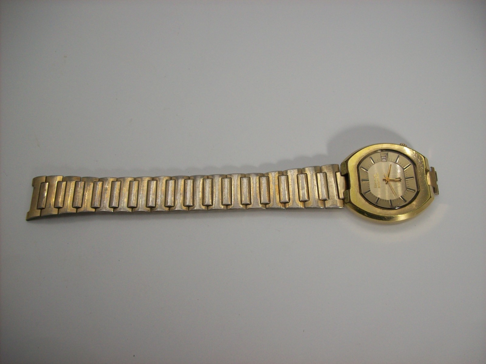 Vintage 1974 BULOVA ACCUTRON N3 Date 10k RGP Mens Watch, *WORKS