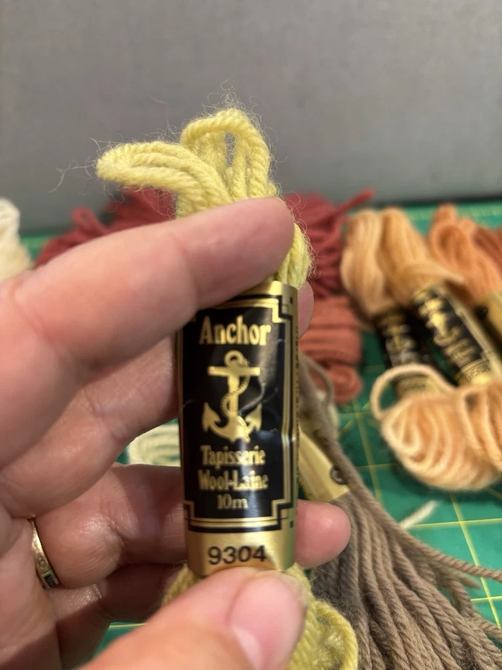 Lot Of Anchor Tapisserie Wool Needlepoint Crewel 18 Vintage - Image 3 of 3