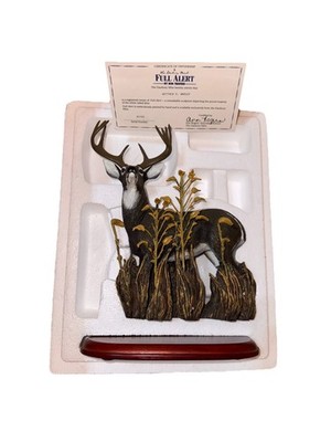 Danbury Mint Full Alert Deer Sculpture Bob Travers MINT IN ORIGINAL BOX COA