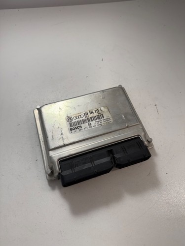 AUDI Motorsteuergerät ECU 8D0906018D 0261204873