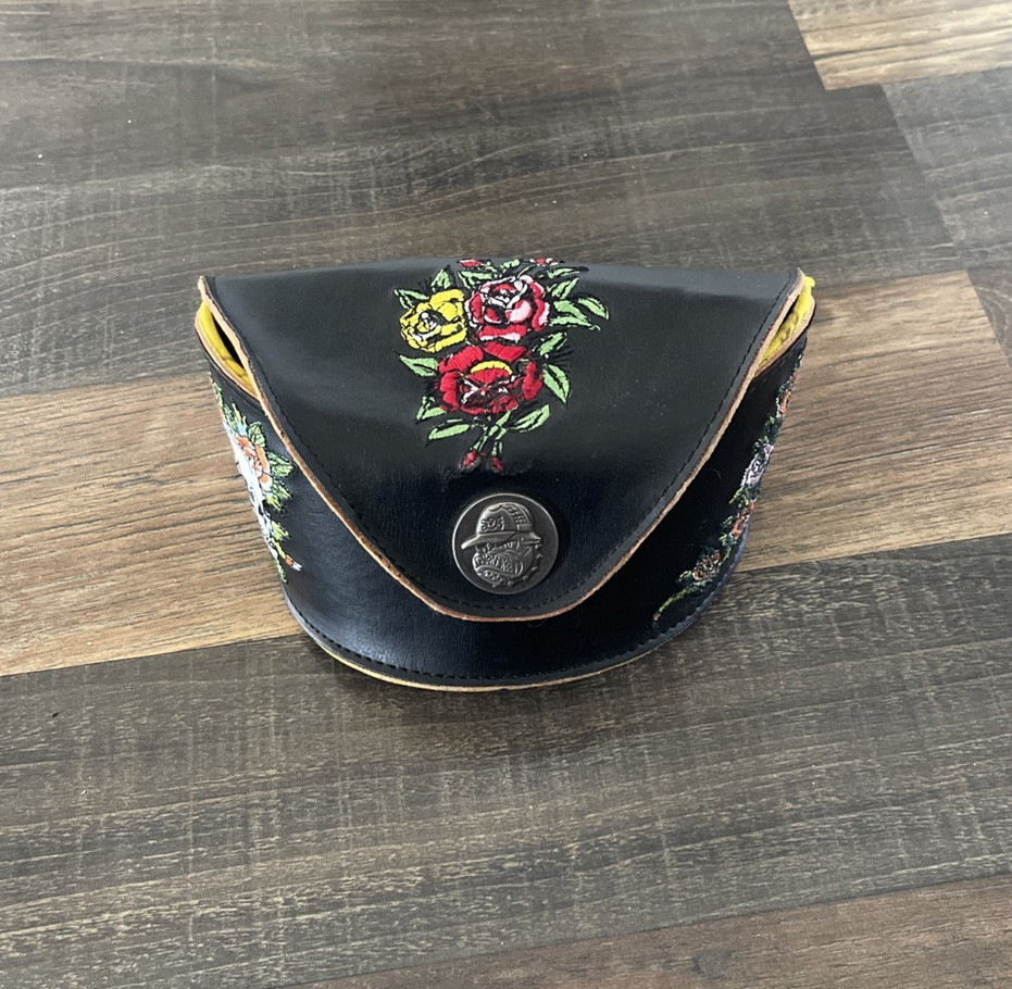 ED HARDY EHS-014 TATTOO BLACK SUNGLASSES CASE Skull Roses | eBay