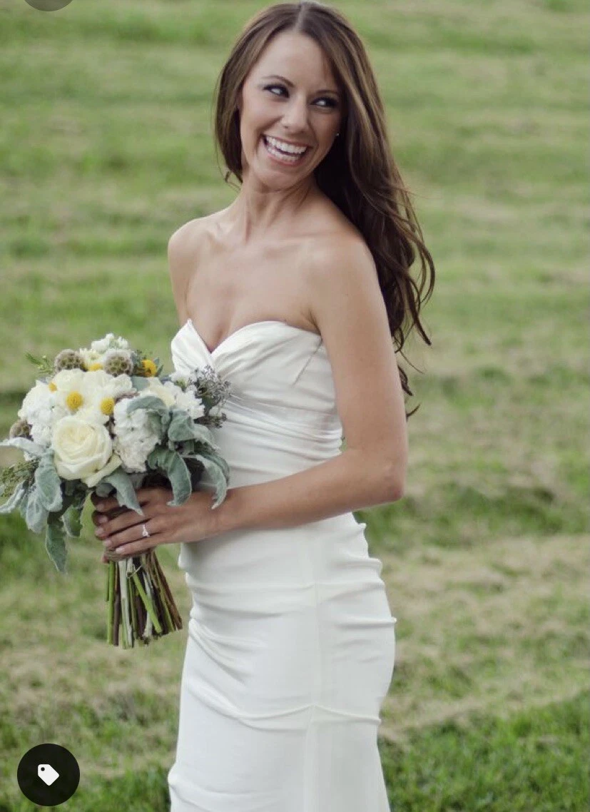 Nicole Miller wedding dress Size 0 Camilla Used Antique White Pearl Sweetheart