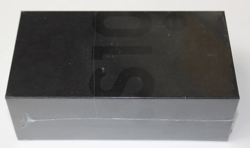 Samsung Galaxy S10e SM-G970U 128GB Black Verizon & GSM UNLOCKED SEALED NEW OTHER - Image 2 of 4