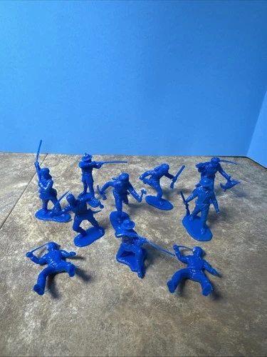 MARX Pioneers  54mm ROYAL BLUE SOLDIERS FORT APACHE Set Of 10