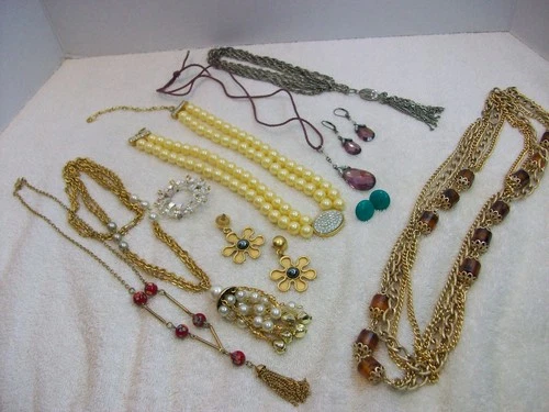 Lot Of Vintage Costume Jewelry Avon And Some Other Brands