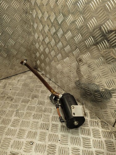 Audi A4 S4 B5 8D 1998 Benzin 110kW Einzelteil Vakuum Unterdruck Turbolader