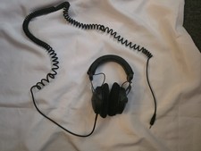 Beyerdynamic DT 770 PRO 250 ohm Closed-back Studio Mixing Headphones Black Ed.