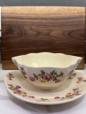 NV Koninklijke Gravy/Soup bowl Vintage RARE UNIQUE