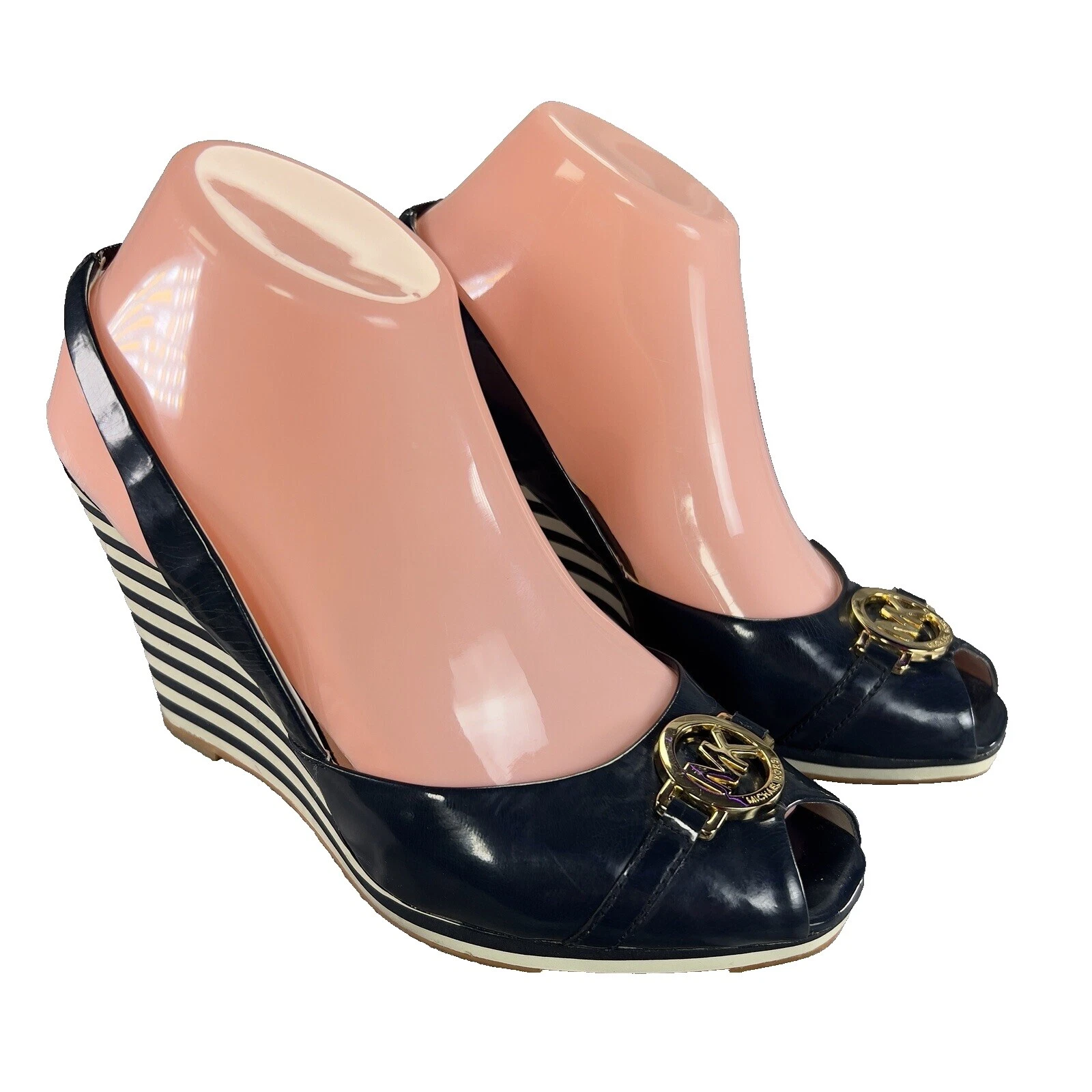 Tacones superiores de cuero patentados con cuña Michael Kors a rayas