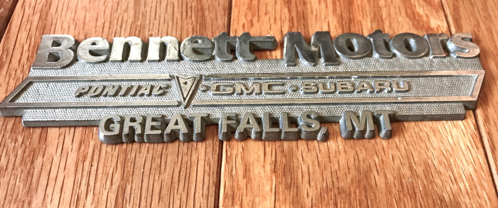 Vintage Auto Dealership Nameplate Motors Great Falls MT Emblem