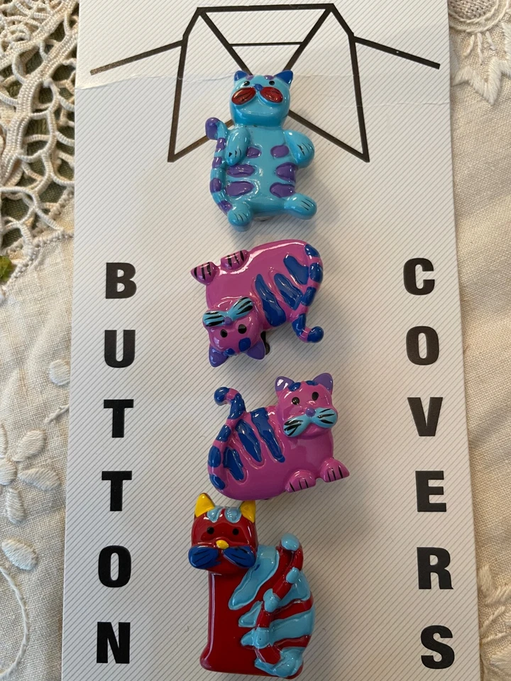 "Cat Lovers" Amanda Miller "Colorful Cat Shirt Button Covers " 5 New On Card USA - Image 4 of 4