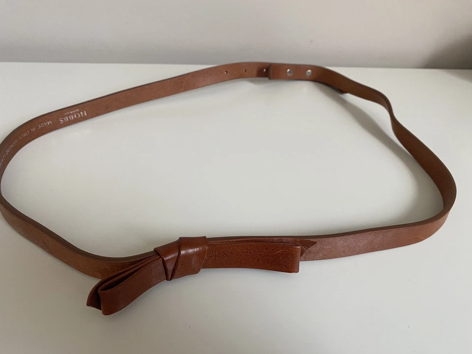 Hobbs Leather Belt Medium Bow Design  - Image 4 of 4