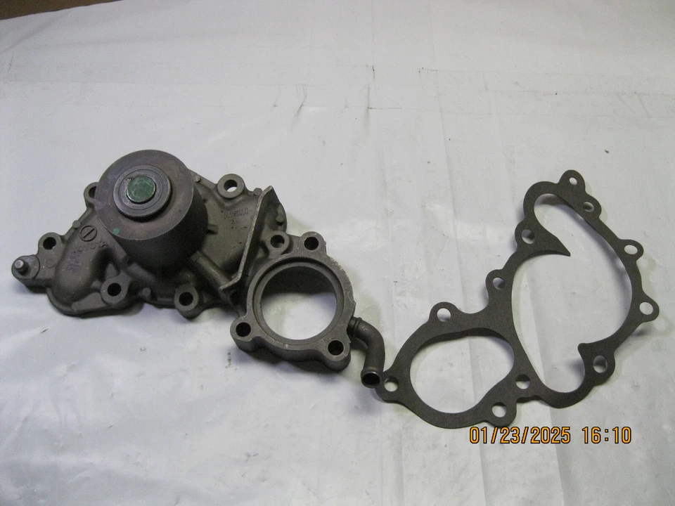 Engine Water Pump Cardone 57-1283 Reman Foto 2 de 4